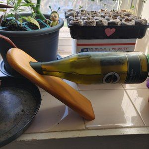 Floating wine rack display/bottle holder | Used, great condition